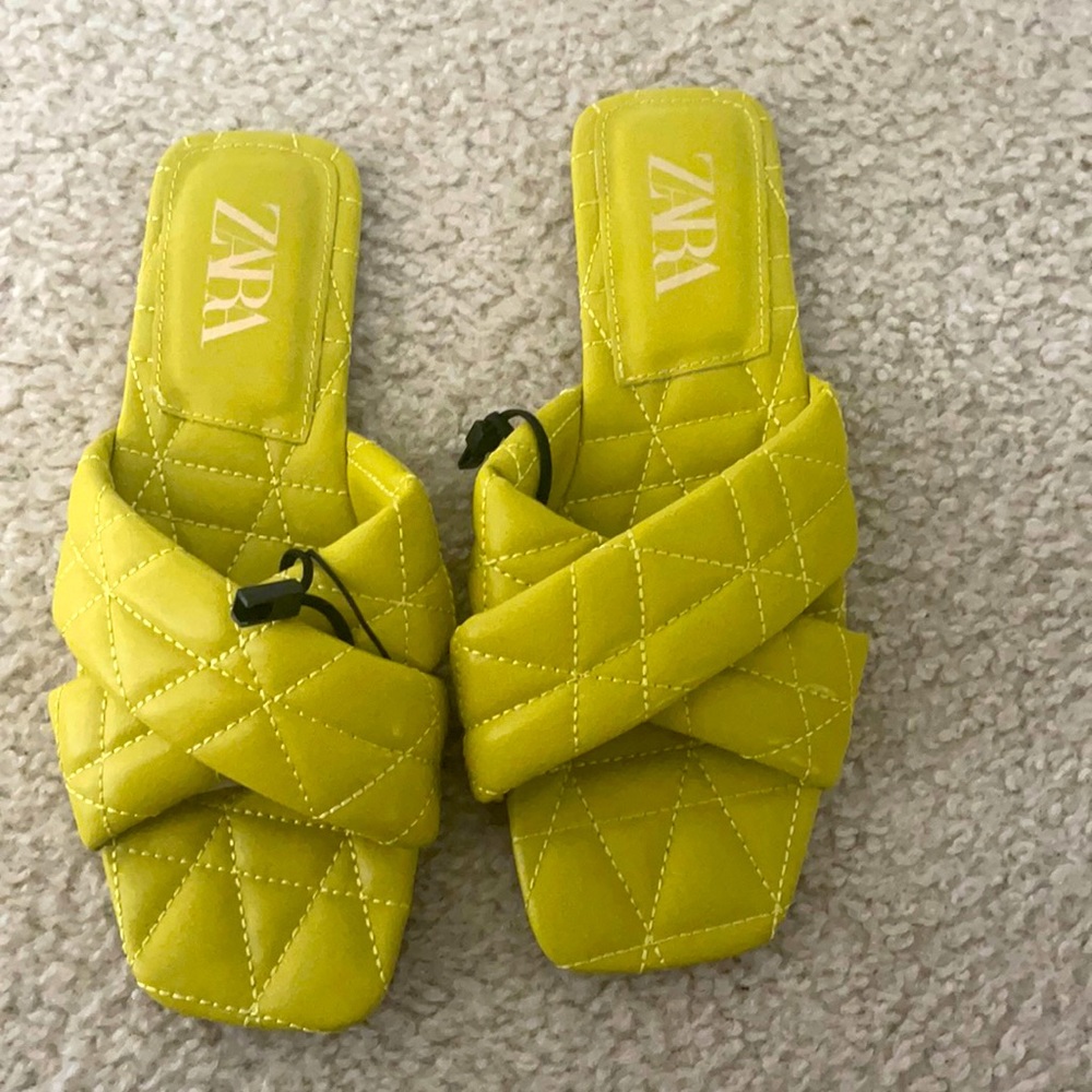 Zara slides